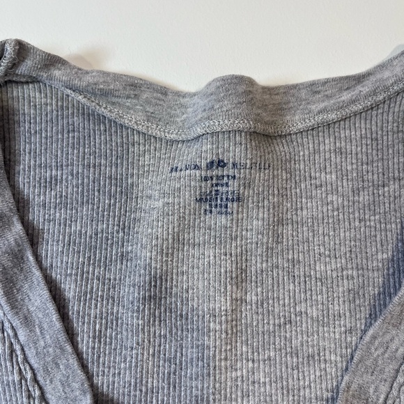brandy melville gray v neck top - Picture 4 of 6